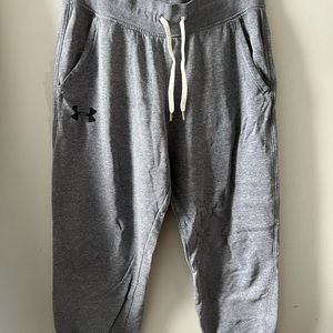 Under Armour Loose Gray Sweatpants